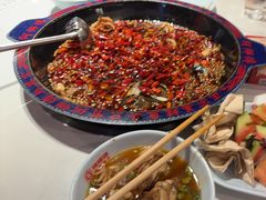 -何师傅美蛙鱼头(汉街店)