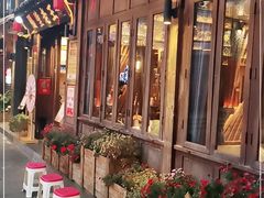 -隔壁老王·家常云南菜(花巷店)