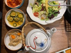 精品小菜-明洞阿姨·韩式酱蟹烤肉·创意料理(三元桥店)