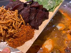 -由衷贵州酸汤牛肉火锅(新桥店)