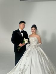 -MAO亲爱的猫婚纱摄影工作室