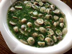 荠菜双菇烩虾仁-汤记传菜(浦江店)