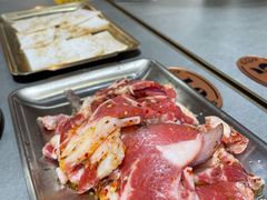 -围炉肉舍•炭烤活鳗•丹东海鲜烤肉(步行街店)