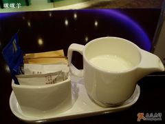 奶-咖啡苑自助餐厅·中国大饭店