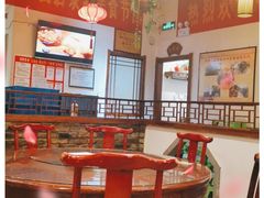大堂-百味地锅鸡(财校分店)