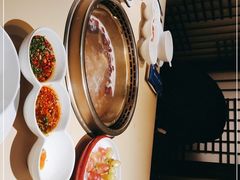 -余欢领鲜火锅(新街口店)