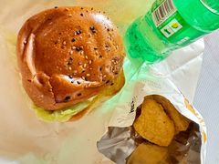 -牛约堡·手作牛肉汉堡(长宁店)