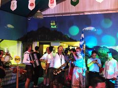 -上海浦东假日酒店