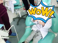 -岳辰齿科(浦东长泰店)