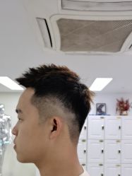 -米娜护肤造型