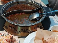 -阿瓦山寨·湘菜现炒·剁椒鱼头王(咸阳总店)