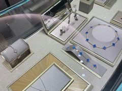 -梵克雅宝(国贸商城店)