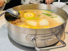 -肥仔文澳门猪骨煲(南京西路店)