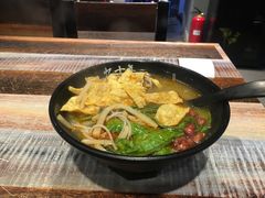 -螺小胖柳州螺蛳粉(钟楼总店)