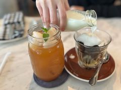 -ROAST coffee & eatery