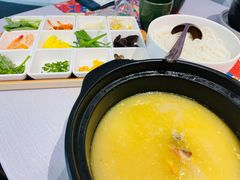 云南过桥米线-云海肴·汽锅鸡·云南菜(美罗城店)