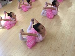 -雅米拉艺术中心(少儿舞蹈培训)