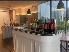 -昆山琶拉帝诗酒店·河畔咖啡厅Riverside Cafe