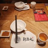 在深圳喝到了料足鲜香的潮汕砂锅粥