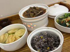 -雪梅月子中心(华侨城店)
