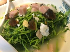 上汤时蔬-花椒俏川菜小馆(南海万达店)