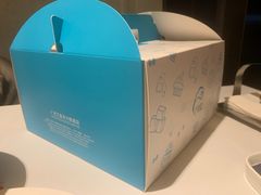-广州万富希尔顿酒店·感趣自助餐厅·金秋蟹宴生蚝海鲜刺身