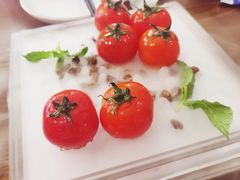 番茄脆菇沙拉-小大董·烤鸭(王府井apm店)