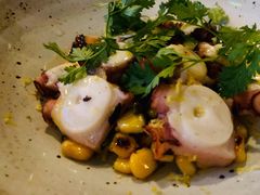 八爪鱼配烤玉米-BOR Eatery(安福路店)