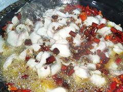 -金三可市井水煮鱼(金碧园店)