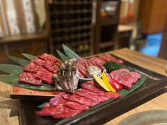 -炼火烤肉店