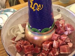 -毛辣果·贵州红酸汤牛肉火锅(西单店)