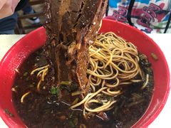 -小龙大肉面馆