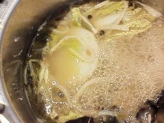 -龍歌自助小火锅(市南金茂湾店)