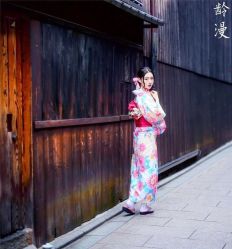 -虞美人汉服摄影