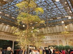 -乐蓬马歇百货公司(Rive Gauche)