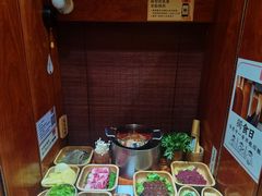 -独食火锅·半米屋台(直营总店)