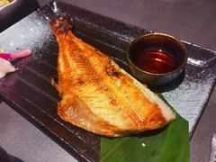 -铭牛烧肉·和牛海鲜自助(高新月牙湖店)