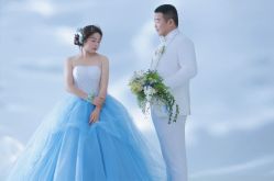 -喜爱高定婚纱摄影