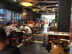 大堂-莽子老火锅(大坪店)