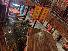 -鱼满舱·鲜活海鲜·正宗鲁菜