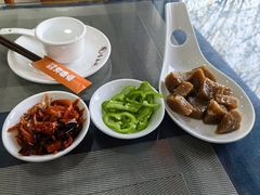 -李春秋驴肉火烧总店