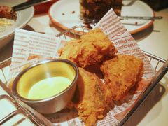 -阿妮叶李(光谷世界城店)