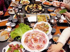 -七甲山烤肉(长白山奇石山珍根艺一条街店)