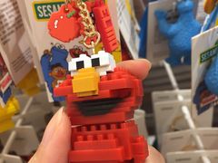 -名创优品(广东省广州琶洲保利广场店)