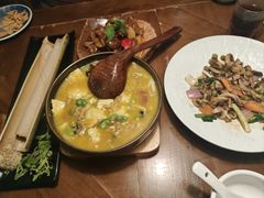 -雀舞云南菜(天津天河城购物中心店)