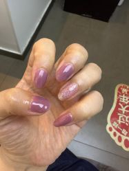 -iU美甲美睫