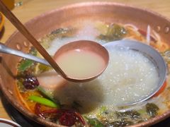 -洱火云南酸菜牛肉火锅(石景山当代商城店)