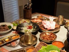 -草家酱蟹炭火烤肉店(珲春南路一店)