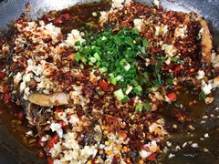 铁板鲫鱼-六弟特色小馆(人民新村店)
