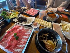 -呷哺呷哺(松北万象汇店)